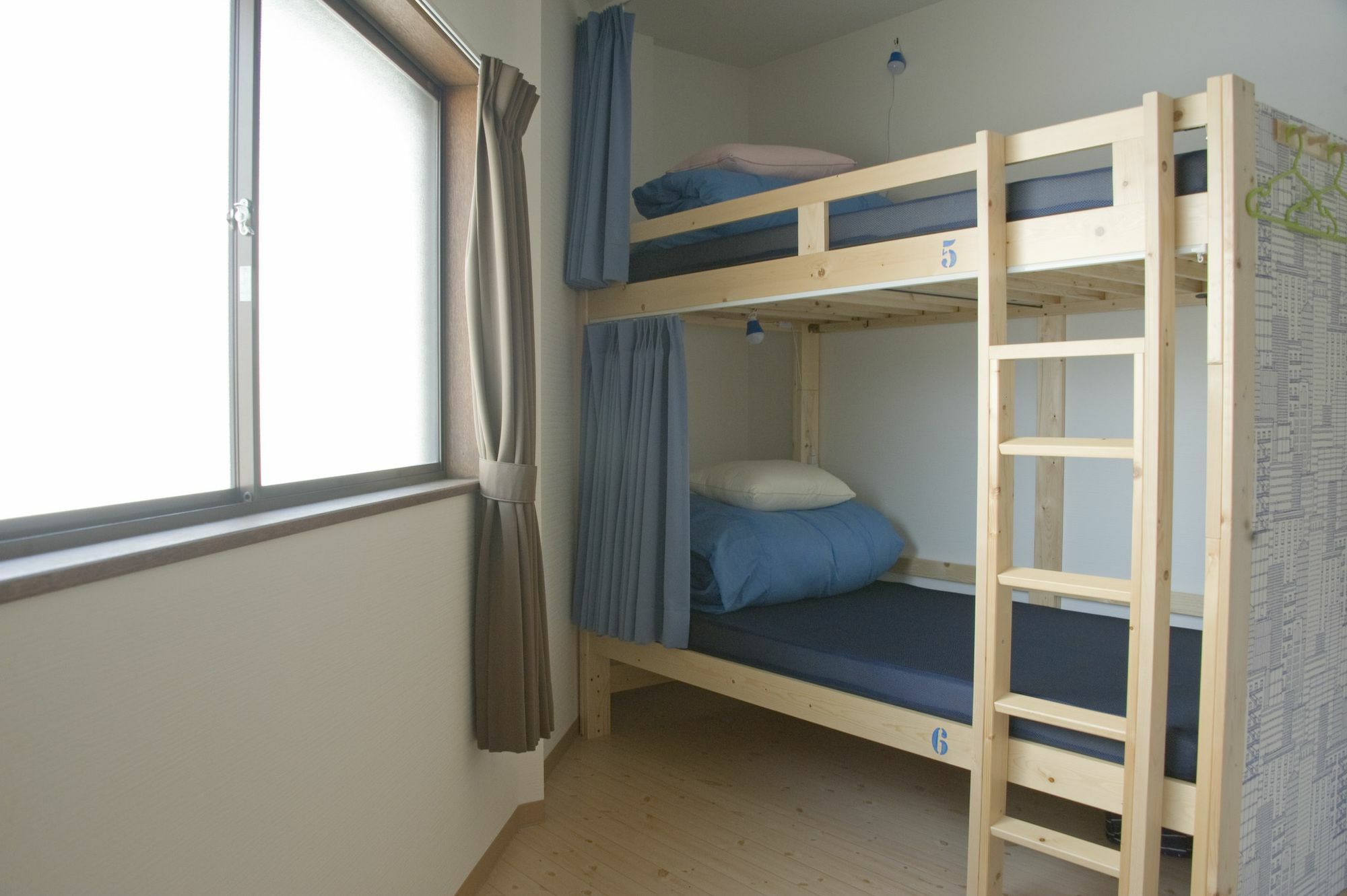 Umbrella House Hostel Osaka Bagian luar foto